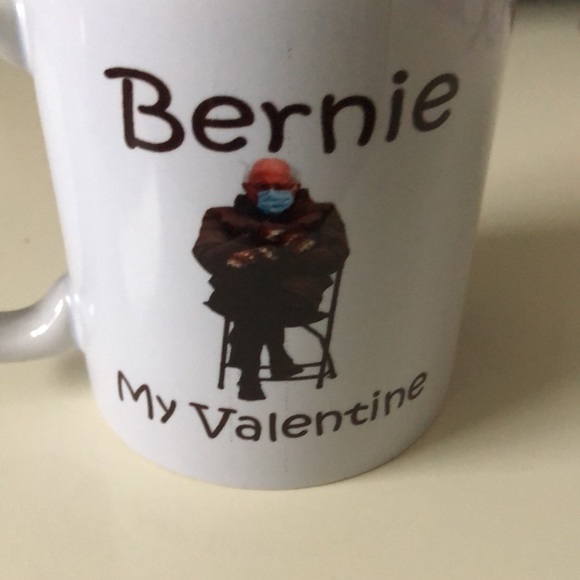 ☕️ Bernie My Valentine mug - Picture 2 of 3